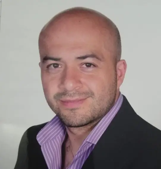 Fabian Rodriguez, Customer Service Americas